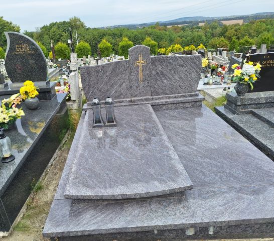 Grób Adam Gnojek